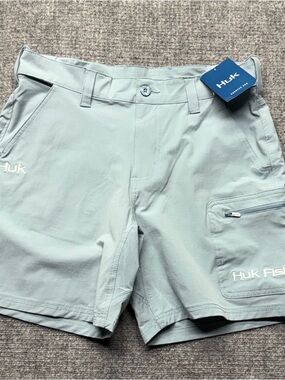 HUK Shorts Men Medium Blue Next Level  7" H2000040-040 Cargo Fishing Stretch NEW